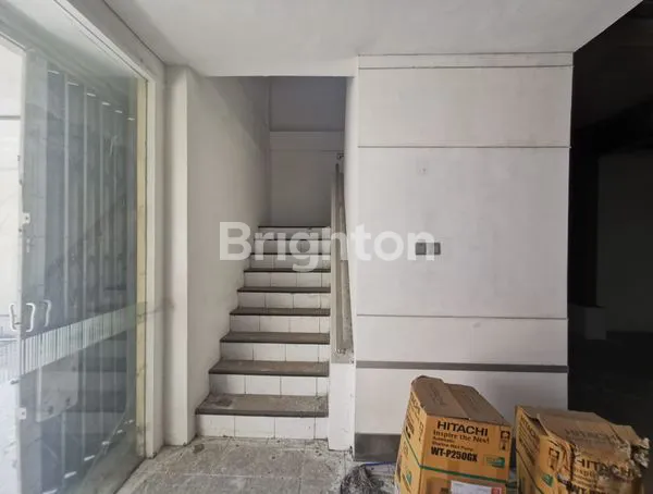 image LANGKA! RUKO RAYA PUCANG ANOM 3LT LOKASI JALAN KEMBAR (11)