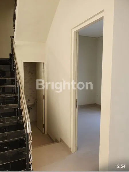 image RUMAH 2 LANTAI MINIMALIS BARU GRESS DI NIRWANA EKSEKUTIF (4)