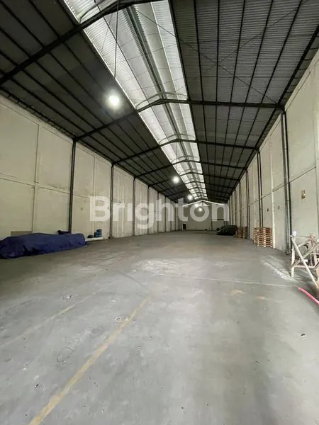 image GUDANG GUBERNUR SUNANDAR, BYPASS KRIAN, GRESIK (1)