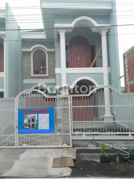 image RUMAH BARU 2 LT ROW JALAN LEBAR DI JL SUNGAI2 KOTA MALANG (3)