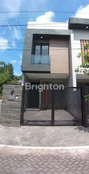 image NEW GRESS, BARU! MINIMALIS MODERN. DEKAT NGINDEN, APARTEMEN GUNAWANGSA, UBAYA NGAGEL, UNTAG, SEKOLAH PETRA, KLAMPIS, MERR. (1)