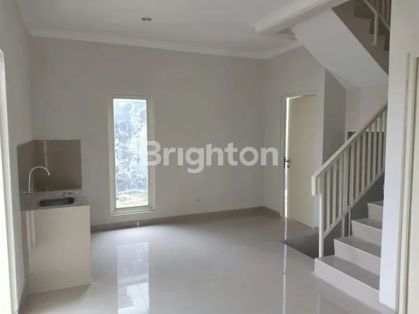 image RUMAH HOOK 2 LANTAI PURI SURYA JAYA GEDANGAN CIAMIK SIAP HUNI (7)