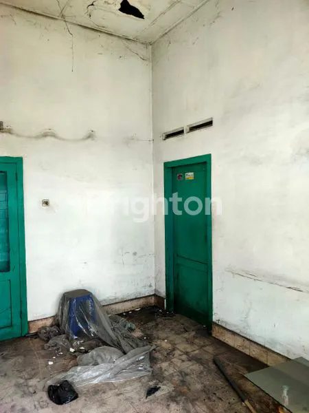 image RUMAH HITUNG TANAH DI PUSAT KOTA MADIUN (8)