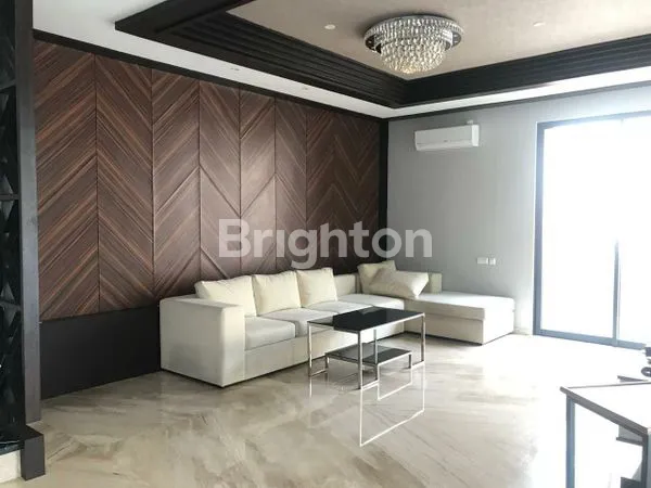 image RUMAH MEWAH CITRALAND SEPERTI VILLA DI BALI (2)