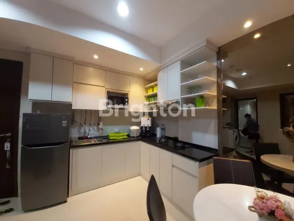 image SIAP DI SEWA TERAWAT FULLY FURNISH FULL FASILITAS LANGSUNG AKSES KE MALL (3)