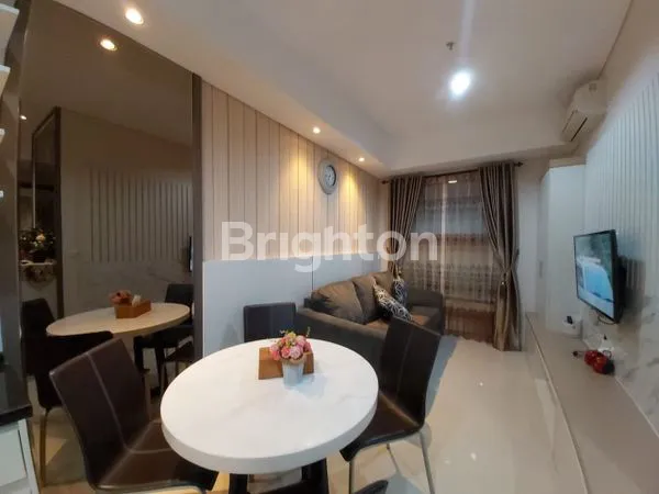 image SIAP DI SEWA TERAWAT FULLY FURNISH FULL FASILITAS LANGSUNG AKSES KE MALL (1)