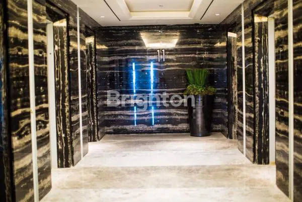 image PERKANTORAN PAKUWON TOWER TUNJUNGAN PLAZA VIEW HADAP BASUKI RACHMAT (2)