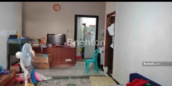 image RUMAH LUAS NAN ASRI DI JATIWARINGIN ASRI (4)