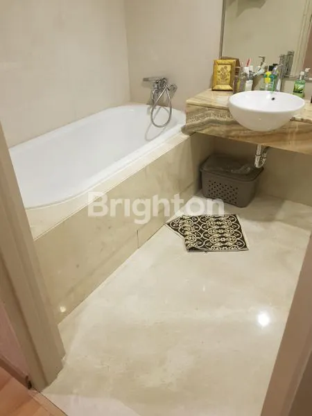 image FULLY FURNISHED LUXURIOUS APARTMENT WITH PRIVATE LIFT AT TP (7)