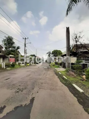 image RUMAH ASRI DI ISTANA KAWALUYAAN INDAH - BANDUNG (13)