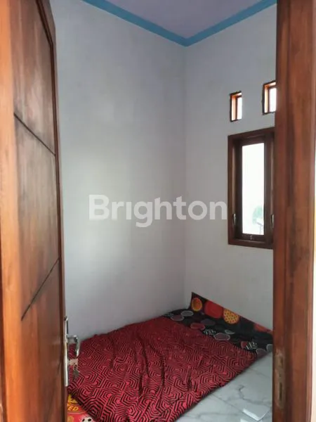 image RUMAH SIAP HUNI, BERSIH DAN NYAMAN DI MENGANTI (4)