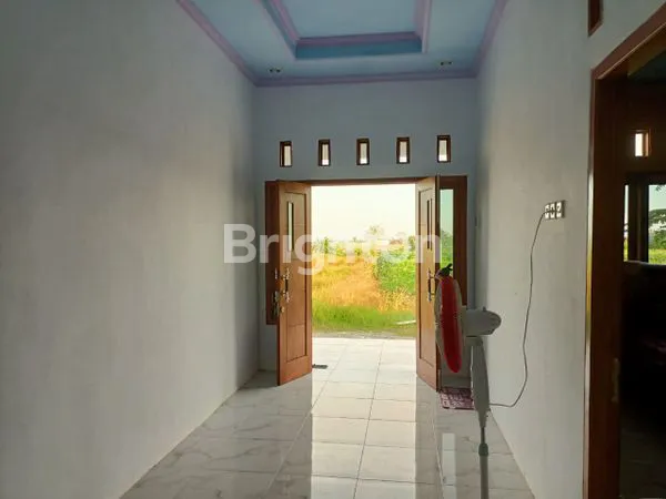 image RUMAH SIAP HUNI, BERSIH DAN NYAMAN DI MENGANTI (3)