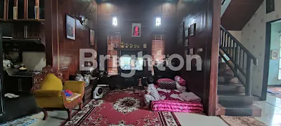 image RUMAH MEWAH KLASIK 10 MENIT DARI TOL SIDOARJO 5  MENIT KE LIPPO MALL  (8)