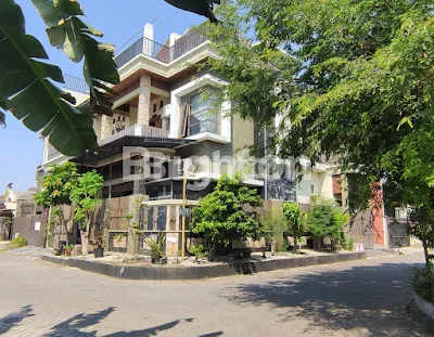 image RUMAH MEWAH KLASIK 10 MENIT DARI TOL SIDOARJO 5  MENIT KE LIPPO MALL  (1)