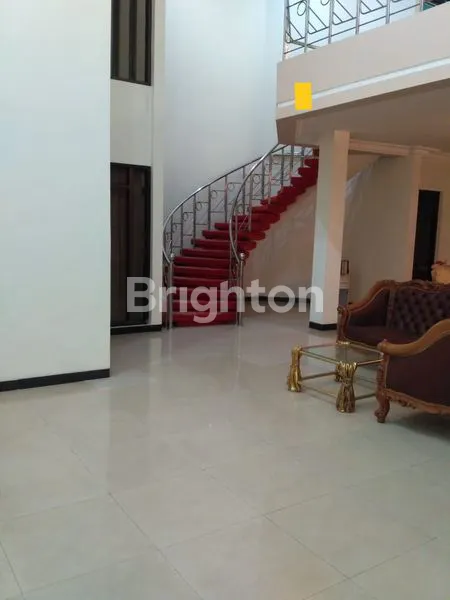 image RUMAH DHARMAHUSADA INDAH TENGAH (2)