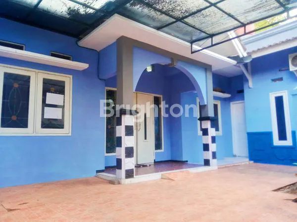 image RUMAH CANTIK MODERN SIAP HUNI + AC DAN WATER HEATER DI BLIMBING KOTA MALANG HARGA MURAH (4)