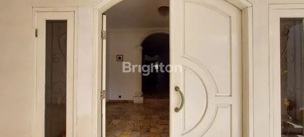 image RUMAH TINGKAT 2  MARMER 4 KAMAR TIDUR KELAPA GADING (2)