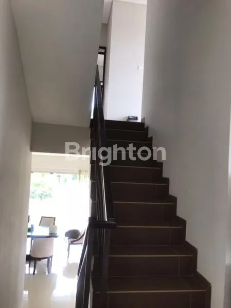 image RUMAH LUX AMAN DAN TERAWAT DI KAWASAN RESORT DAGO PAKAR BANDUNG (17)