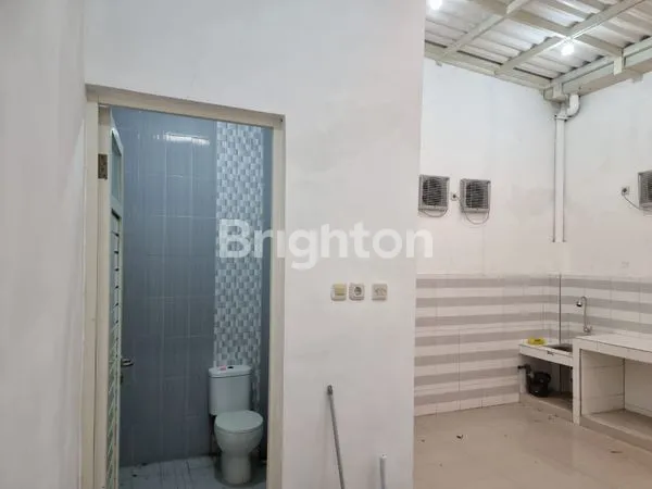 image RUKO 2 LANTAI HOOK STREGIS DEKAT KOTA COCOK TUK USAHA/ KANTORSAFIRA GARDEN (2)