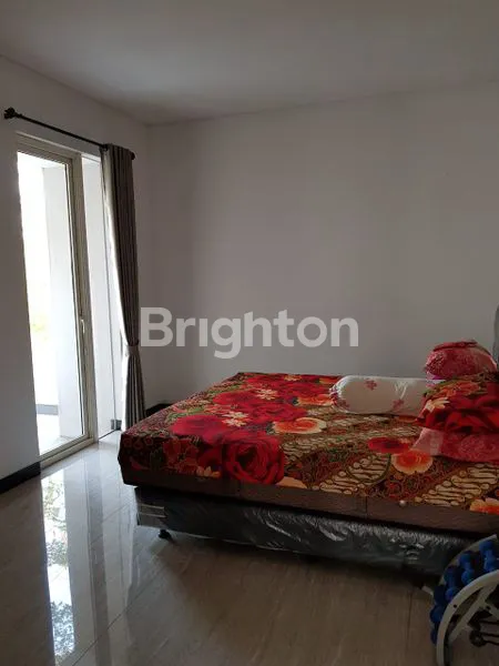 image RUMAH MEWAH ARAYA (7)