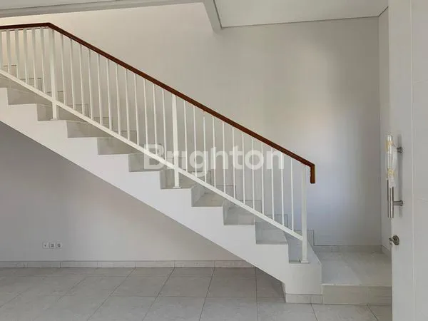 image RUMAH BARU DI NGAGEL TIMUR (2)