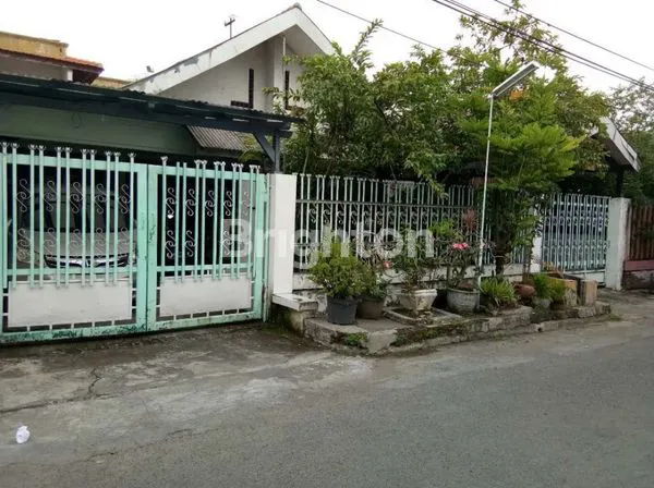image RUMAH DARMO PERMAI TIMUR (1)