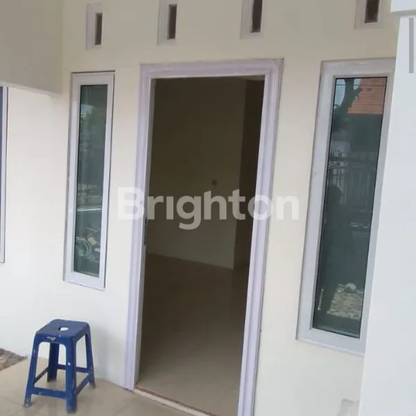 image RUMAH ASRI SIAP HUNI BARU RENOV DI PESONA PERMATA GADING (2)