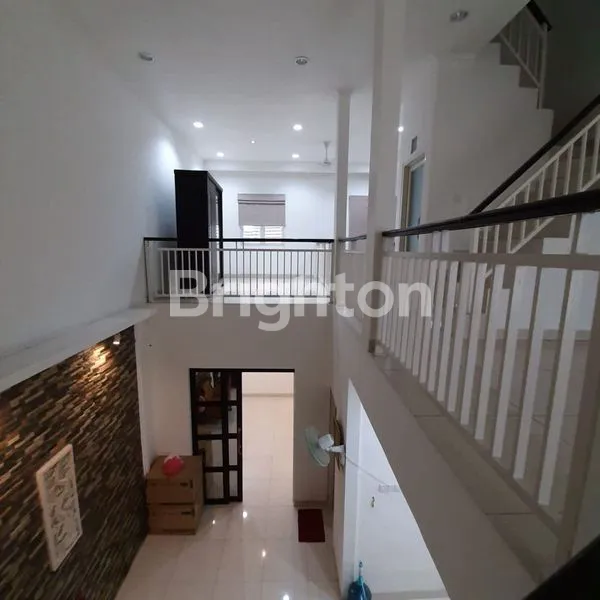 image LUXURIOUS HOUSE  3 LANTAI GRAND RESIDENCE HANGTUAH BEKASI TIMUR SETU (1)