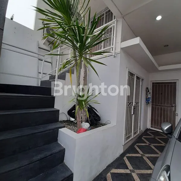 image LUXURIOUS HOUSE  3 LANTAI GRAND RESIDENCE HANGTUAH BEKASI TIMUR SETU (8)
