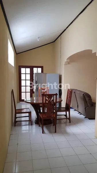image RUMAH FULL FURNISH SATU LANTAI DI PERUMAHAN BUKIT DAMAI INDAH (2)