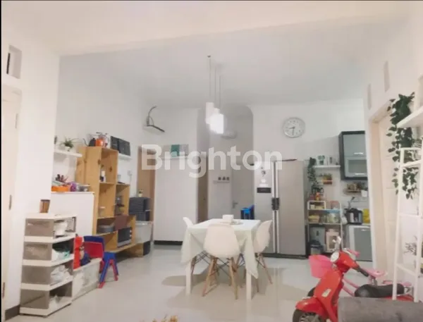 image RUMAH BAGUS 2 LANTAI FULL RENOVASI DI BEKASI KOTA (2)