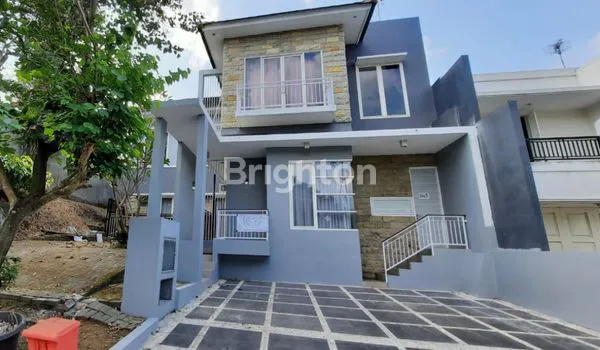 image RUMAH 2 LANTAI SEMI FURNISHED DI RIVERSIDE ARJOSARI MALANG (1)