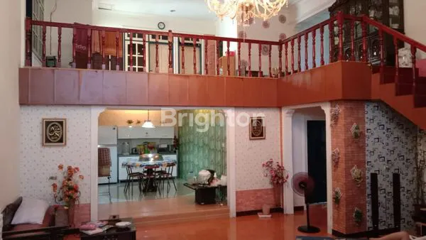 image RUMAH HOOK, LUAS & LEGA SERTA NYAMAN DI RUNGKUT HARAPAN SURABAYA (3)