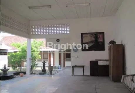 image RUMAH BESAR DI PUSAT TENGAH KOTA SEMARANG (2)