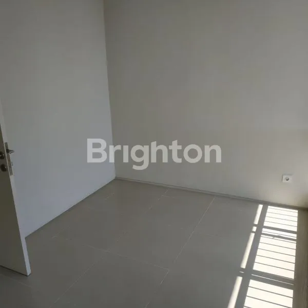 image RUMAH 2 LANTAI MINIMALIS CITRALAND 900JT (1)