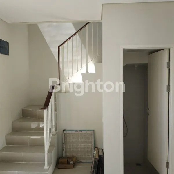 image RUMAH 2 LANTAI MINIMALIS CITRALAND 900JT (3)