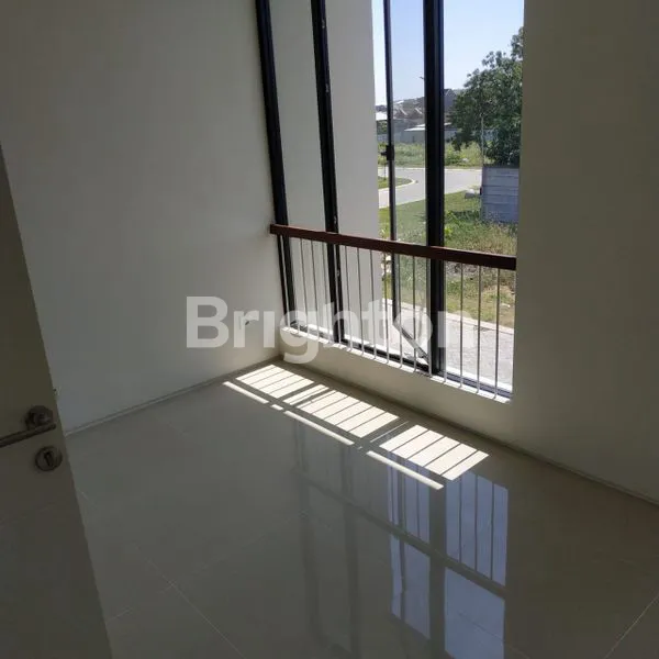 image RUMAH 2 LANTAI MINIMALIS CITRALAND 900JT (4)