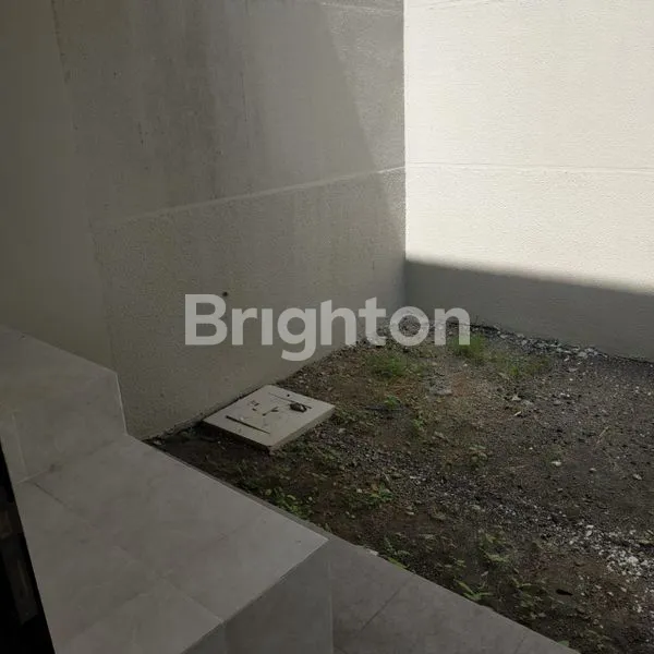 image RUMAH 2 LANTAI MINIMALIS CITRALAND 900JT (5)