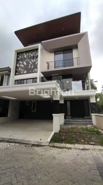 image RUMAH MEWAH MODERN HARGA MASUK AKAL (1)
