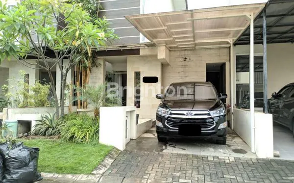 image RUMAH DIAN ISTANA (1)