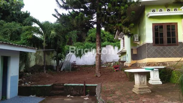 image RUMAH MAKAN DEKAT SEKOLAHAN (3)