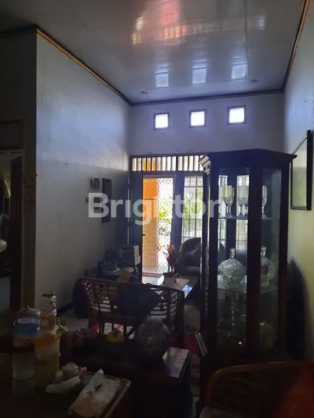 image RUMAH BANGUNAN INDAH,SIAP HUNI,1,5 LANTAI,LANTAI ATAS GUDANG,TERAS,CARPORT,BELAKANG KETUTUP TAPI MASIH ADA ANGIN2 DAN TERANG,ROW JALAN 8M,5 MENIT EXIT TOL,DELAT MALL PLAZA,RS,HOTEL ASTON,LOKASI SEKELILING NYAMAN (7)