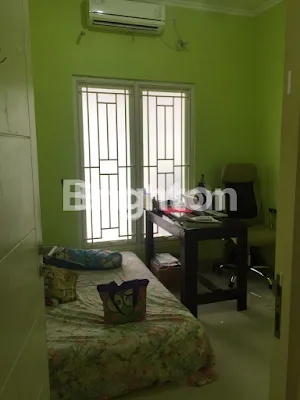 image RUMAH TANAH DI HOOK,SIAP PAKAI,BERSIH,TERAWAT,LOKASI BAGUS,ROW LEBAR 8M,TENGAH KOTA (8)