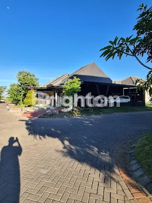 image RUMAH TANAH DI HOOK,SIAP PAKAI,BERSIH,TERAWAT,LOKASI BAGUS,ROW LEBAR 8M,TENGAH KOTA (5)