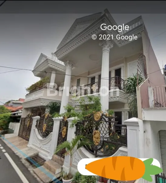 image RUMAH MEWAH DI CEMPAKA PUTIH (1)