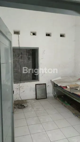 image RUMAH STRATEGIS TEPI JALAN BESAR DEPAN ALFAMART (5)