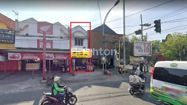 image RUKO LOKASI SANGAT STRATEGIS DEKAT POROS JALAN JL GALUNGGUNG MALANG (1)