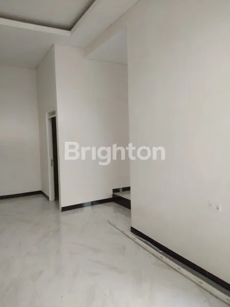 image RUMAH MINIMALIS GRESS TINGGAL MASUK KAHURIPAN (4)