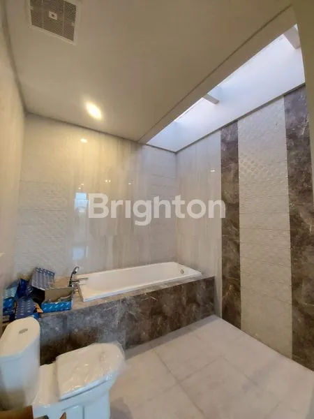 image RUMAH MEWAH DI PAKUWON CITY LEBAR 12M (3)