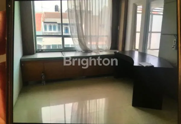 image RUMAH RAPI SIAP HUNI SEMI FURNISH DI JANUR ASRI KELAPA GADING (7)